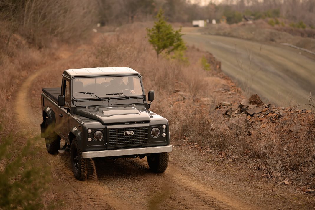 1990-LAND-ROVER-DEFENDER-110