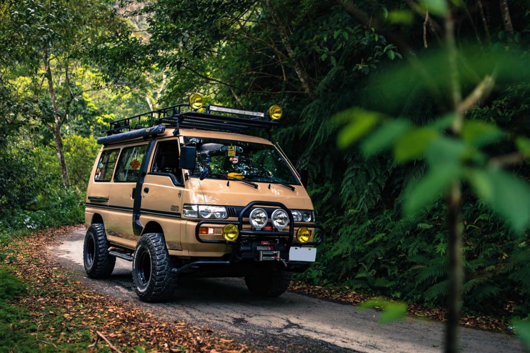Mitsubishi-Delica-Turbo-Diesel-4×4