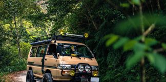 Mitsubishi Delica Turbo Diesel 4×4 – Chiếc xe mơ ước của nhiều anh em Mitsubishi-Delica-Turbo-Diesel-4×4