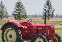 Chiếc máy kéo Porsche Diesel Super Porsche_Diesel_Super