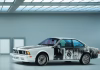 BMW 635CSi Art Car Rauschenberg: Bảo tàng di động tới Art Basel Hong Kong 2026 BMW 635CSi Art Car Robert Rauschenberg góc hông trong phòng triển lãm