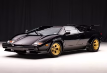 Lamborghini Countach 5000 QV 1988: Time Capsule 3.300km, Nero Tenebre Và Vành OZ Vàng Lamborghini Countach 5000 QV 1988