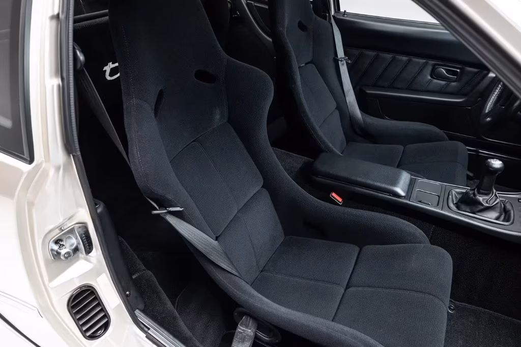 Porsche 968 Turbo S – cốp mở