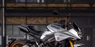 Suzuki Katana Limited Edition: Chỉ 45 Chiếc Cho Thị Trường Đức, Akrapovič Và Bản Sắc Retro Sắc Lạnh Suzuki Katana Limited Edition - toàn thân xe bạc đen, vành cam