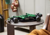 Mẫu xe Lego Technic Aston Martin F1 mới đã chính thức mở bán LEGO Technic Aston Martin Aramco AMR25 F1 trên bàn gỗ
